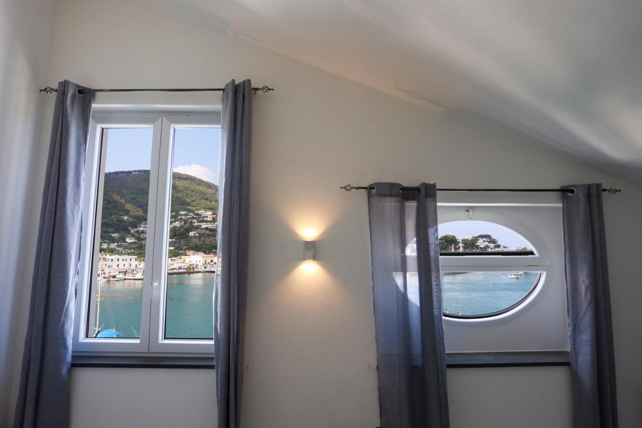 Appartamento Panoramico La Rosa Dei Venti-Libeccio Ischia Exterior photo